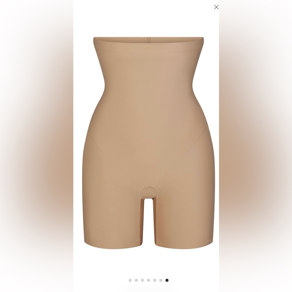 SKIMS Core Sculpt Shapewear/ High-Waisted Shorts